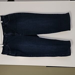 Gloria Vanderbilt Capri